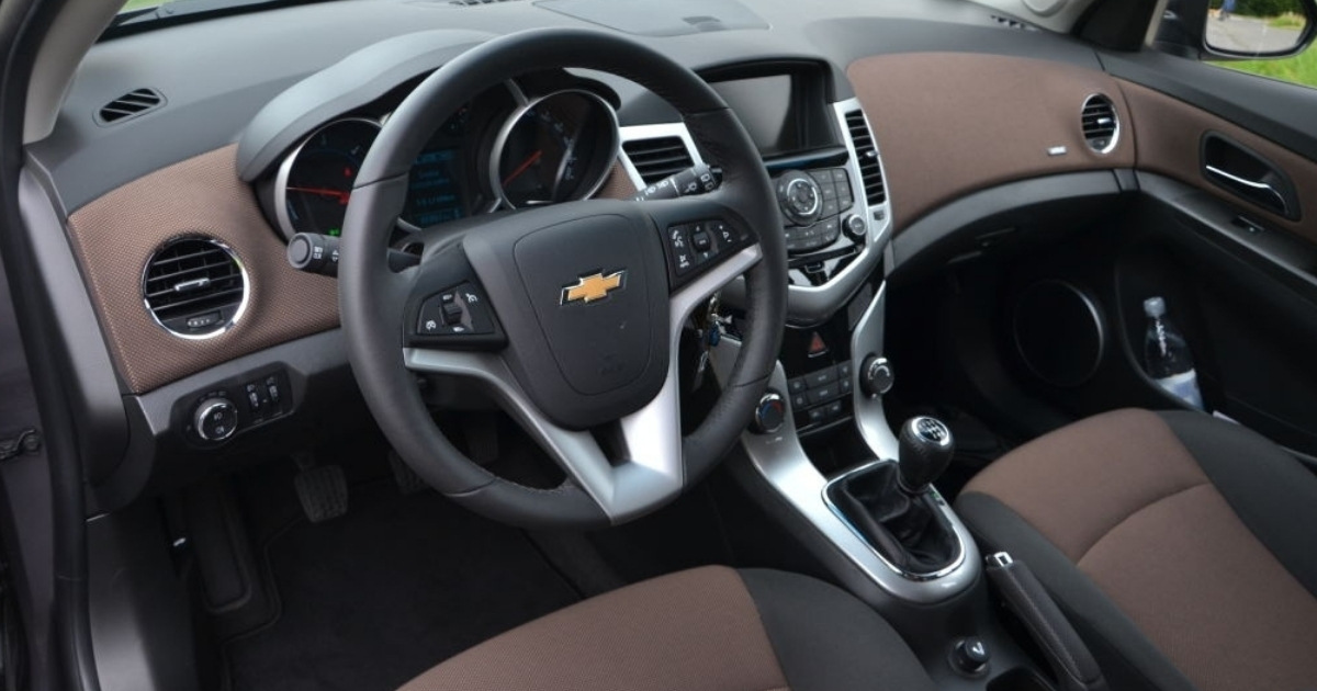 interior de los carros Chevrolet Cruze 2013 