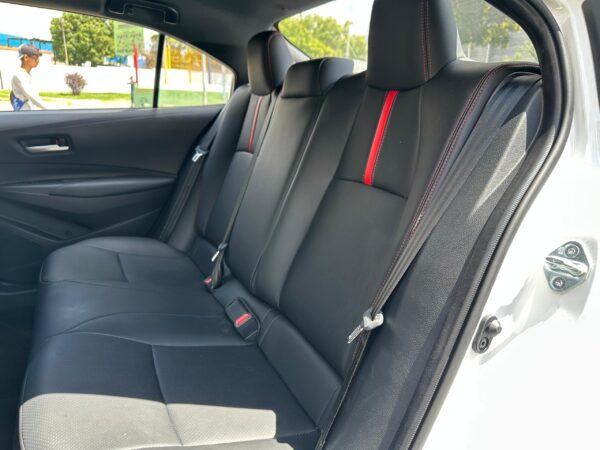 TOYOTA COROLLA LEVIN D4T 2025 BLANCO - Imagen 9