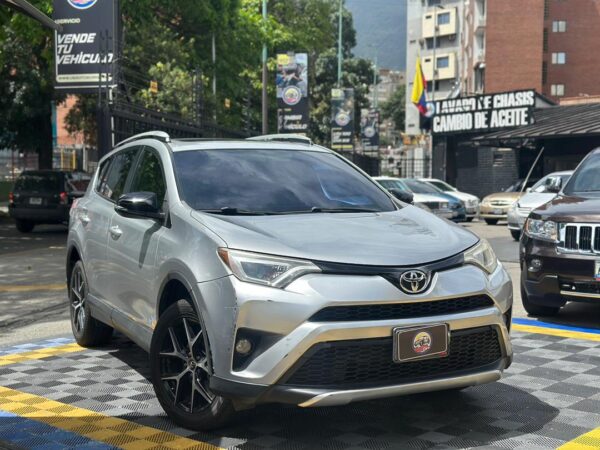 TOYOTA RAV4 SE 2016 GRIS