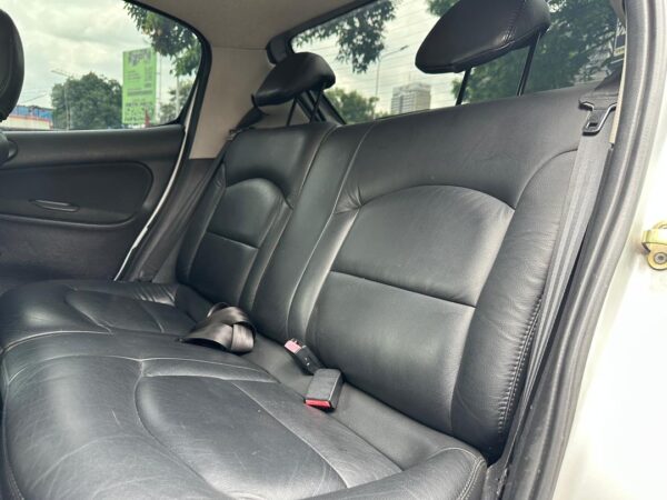 PEUGEOT 206 PLATA 2006 - Imagen 10
