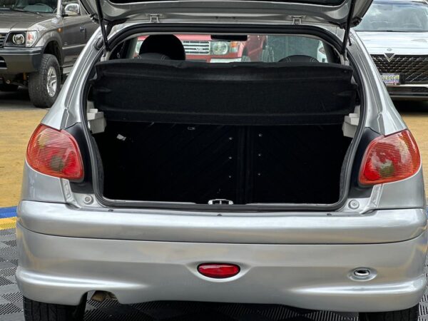 PEUGEOT 206 PLATA 2006 - Imagen 4