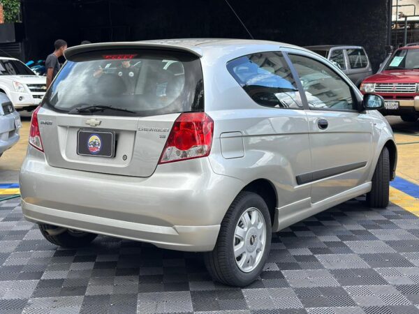 CHEVROLET AVEO 2008 PLATA - Imagen 3