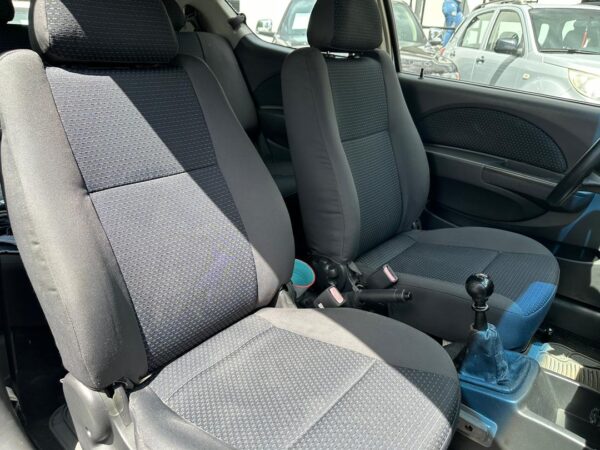 CHEVROLET AVEO 2008 PLATA - Imagen 5