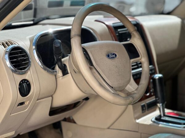 FORD EXPLORER LIMITED 2006 GRIS - Imagen 11