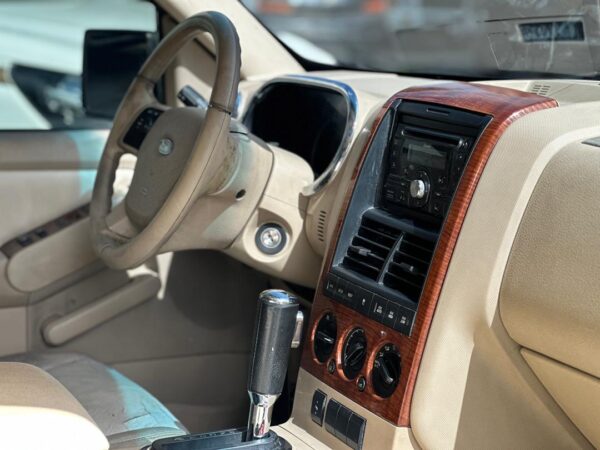 FORD EXPLORER LIMITED 2006 GRIS - Imagen 12
