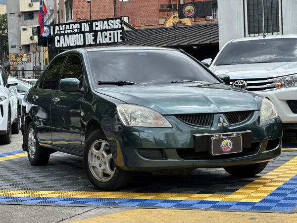 MITSUBISHI LANCER GLX 2005 VERDE - Imagen 11