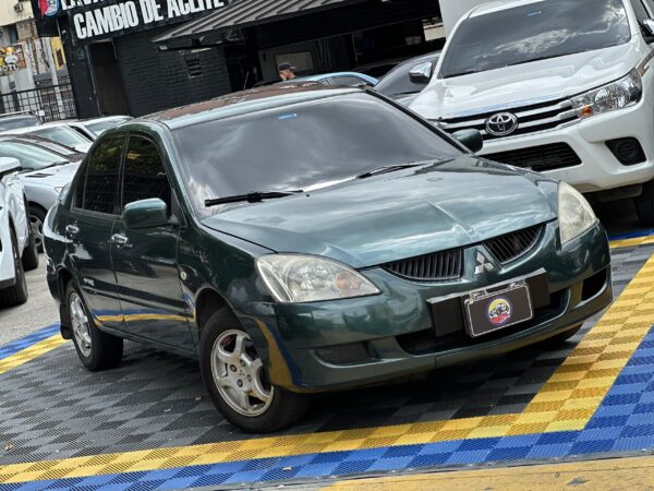 MITSUBISHI LANCER GLX 2005 VERDE - Imagen 10