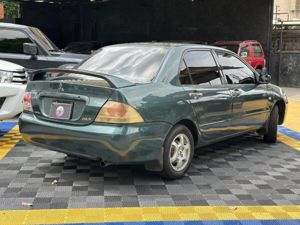 MITSUBISHI LANCER GLX 2005 VERDE - Imagen 3