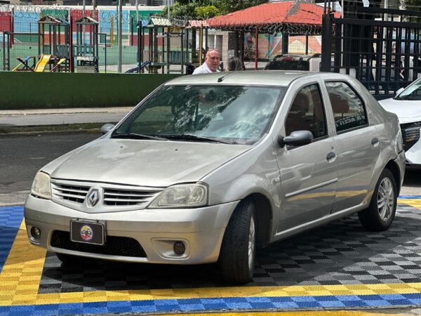 RENAULT LOGAN 2008 GRIS - Imagen 10