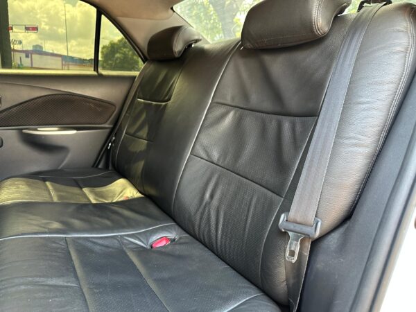 TOYOTA YARIS BELTA 2008 PLATA - Imagen 7
