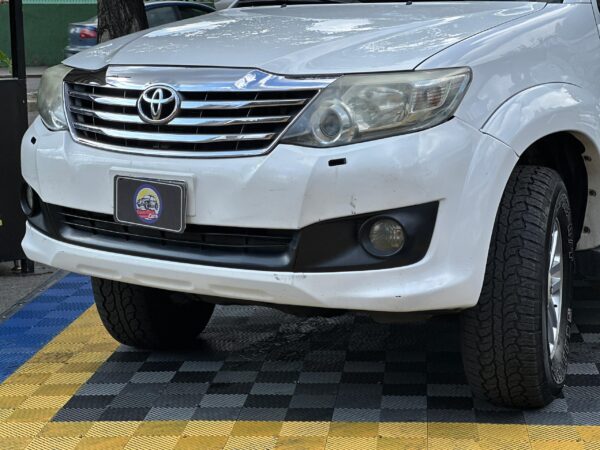 TOYOTA FORTUNER SR 2012 BLANCO - Imagen 13