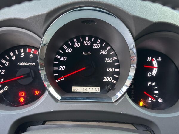 TOYOTA FORTUNER SR 2011 PLATA - Imagen 9