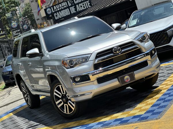 TOYOTA 4RUNNER LIMITED 2022 PLATA - Imagen 14