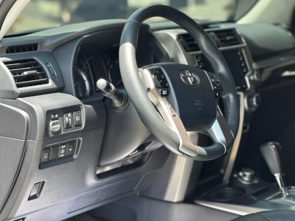 TOYOTA 4RUNNER LIMITED 2022 PLATA - Imagen 11