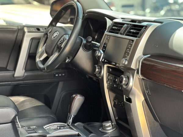 TOYOTA 4RUNNER LIMITED 2022 PLATA - Imagen 8