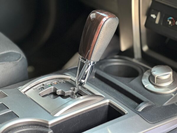 TOYOTA 4RUNNER LIMITED 2022 PLATA - Imagen 7