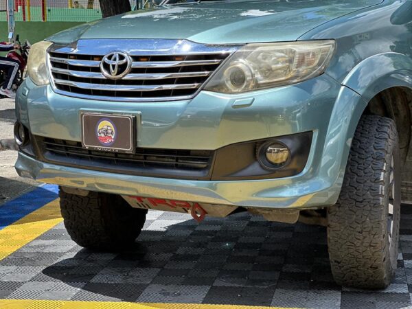 TOYOTA FORTUNER SR 2012 - Imagen 9