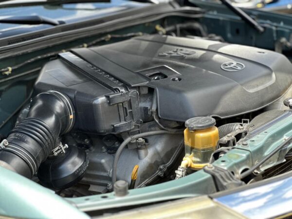 TOYOTA FORTUNER SR 2012 - Imagen 6