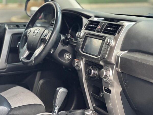 TOYOTA 4RUNNER SR5 2018 BLANCO - Imagen 6