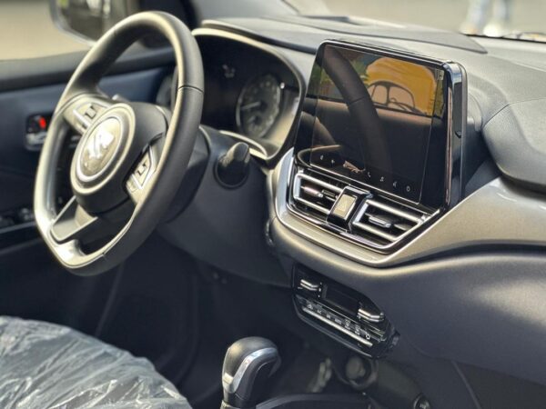 SUZUKI BALENO 2025 BLANCO - Imagen 9