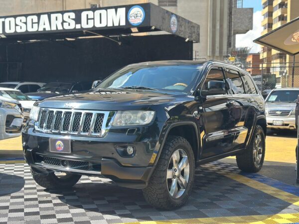 JEEP GRAND CHEROKEE OVERLAND 2012 NEGRO - Imagen 13