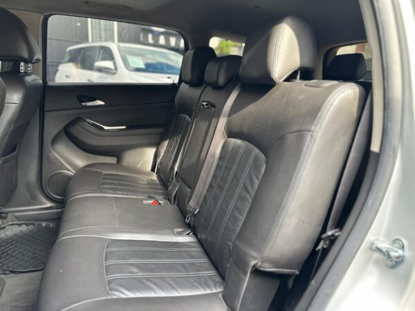 CHEVROLET ORLANDO 2015 PLATA - Imagen 4