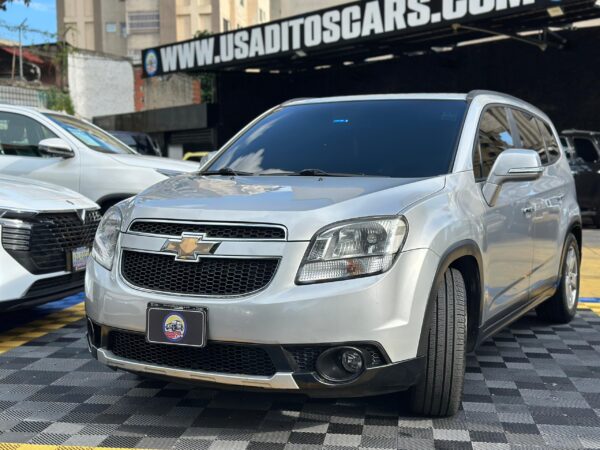 CHEVROLET ORLANDO 2015 PLATA - Imagen 7