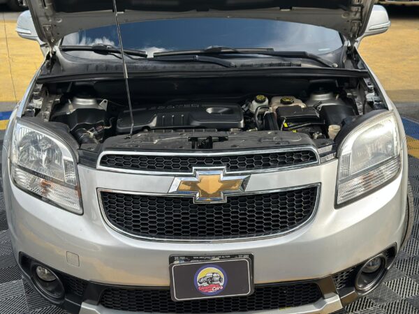 CHEVROLET ORLANDO 2015 PLATA - Imagen 2