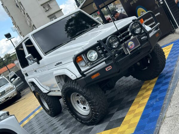 TOYOTA MACHITO 2004 BLANCO - Imagen 16