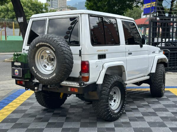 TOYOTA MACHITO 2004 BLANCO - Imagen 3