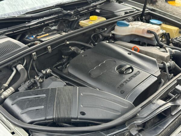 AUDI A4 GRIS 2008 - Imagen 10