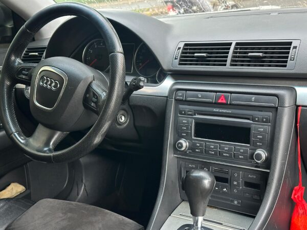 AUDI A4 GRIS 2008 - Imagen 12