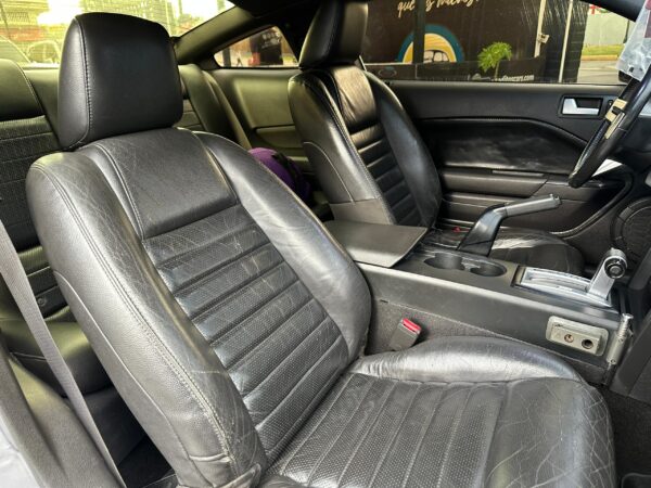 FORD MUSTANG GT 2007 GRIS - Imagen 5
