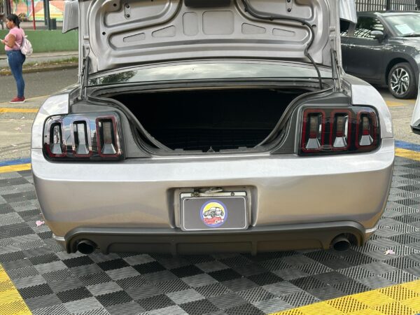 FORD MUSTANG GT 2007 GRIS - Imagen 16