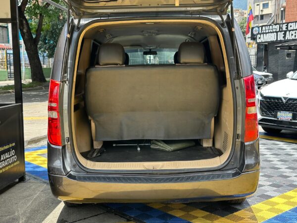 HYUNDAI H1 GRIS 2008 - Imagen 7
