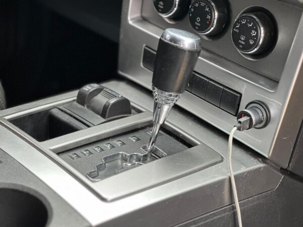 JEEP CHEROKEE KK 2009 PLATA - Imagen 5