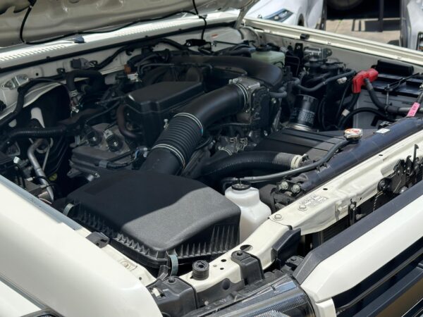 TOYOTA MACHITO LX 2024 BLANCO - Imagen 7