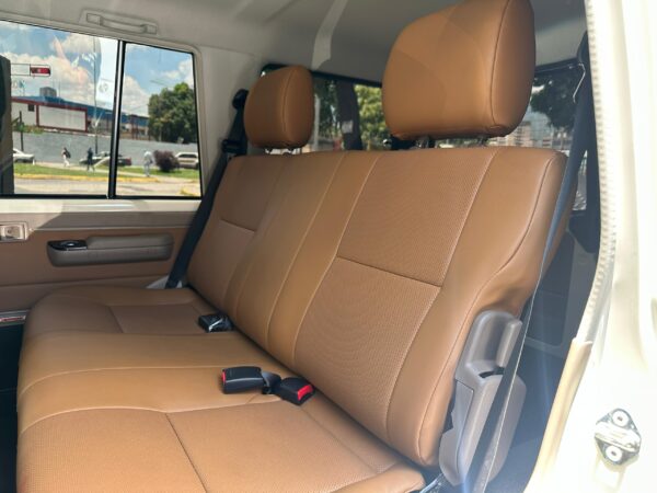 TOYOTA MACHITO LX 2024 BLANCO - Imagen 3
