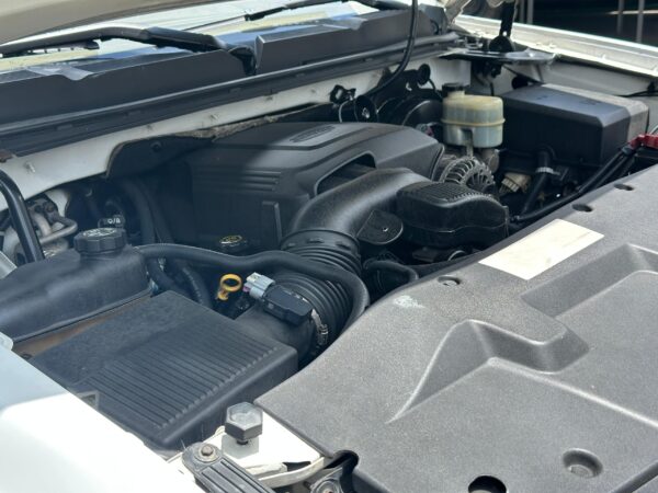 CHEVROLET SILVERADO LS 2012 BLANCO - Imagen 4