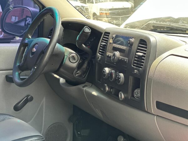 CHEVROLET SILVERADO LS 2012 BLANCO - Imagen 6