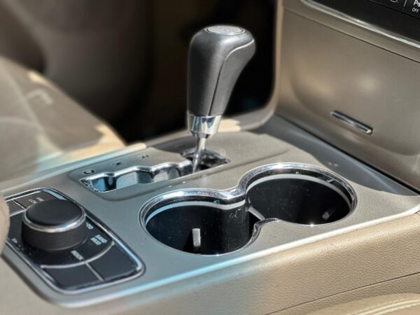 JEEP GRAND CHEROKEE LIMITED 2011 ROJO - Imagen 5