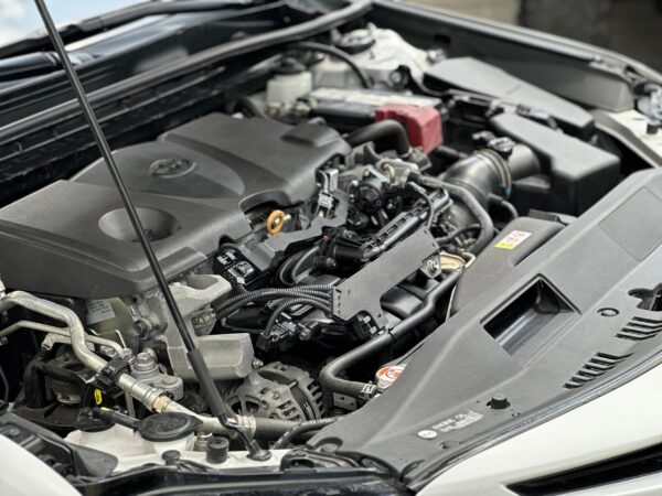 TOYOTA CAMRY SE 2023 - Imagen 7