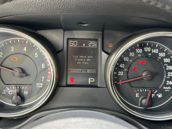 JEEP GRAND CHEROKEE LAREDO 2011 AZUL - Imagen 9