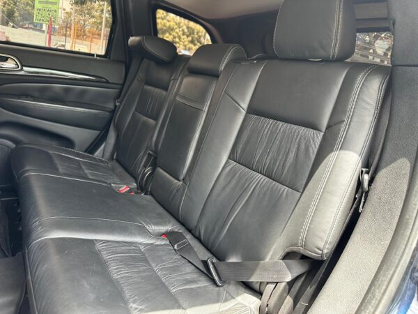 JEEP GRAND CHEROKEE LAREDO 2011 AZUL - Imagen 7