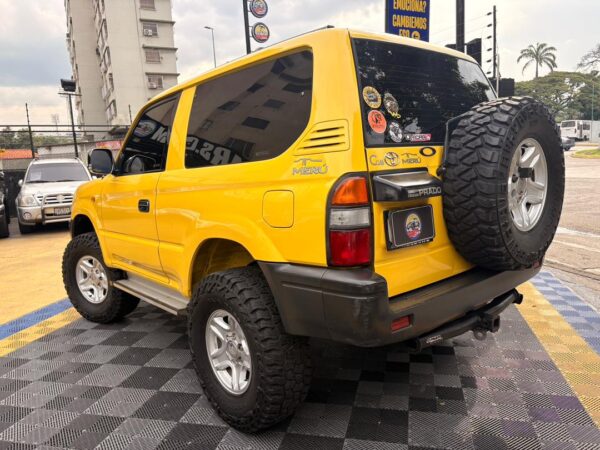 TOYOTA MERU 2006 AMARILLO - Imagen 4