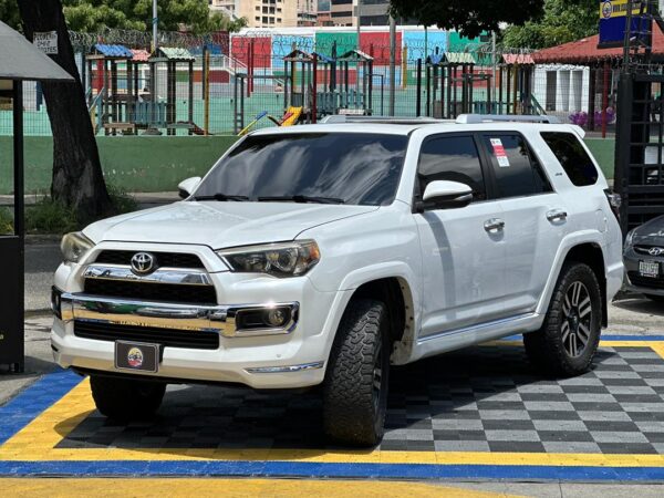 TOYOTA 4RUNNER LIMITED 2015 BLANCO - Imagen 11