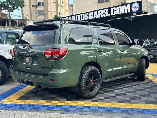 TOYOTA SEQUOIA TRD PRO 2020 VERDE - Imagen 2