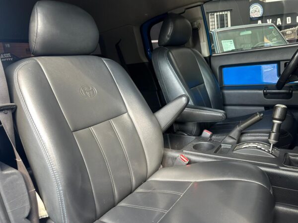 TOYOTA FJ CRUISER 2007 AZUL - Imagen 4