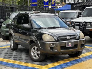 HYUNDAI TUCSON 2008 NEGRO