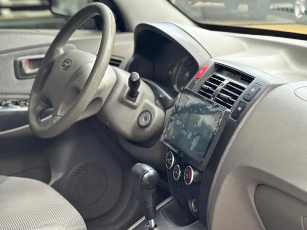 HYUNDAI TUCSON 2008 NEGRO - Imagen 8